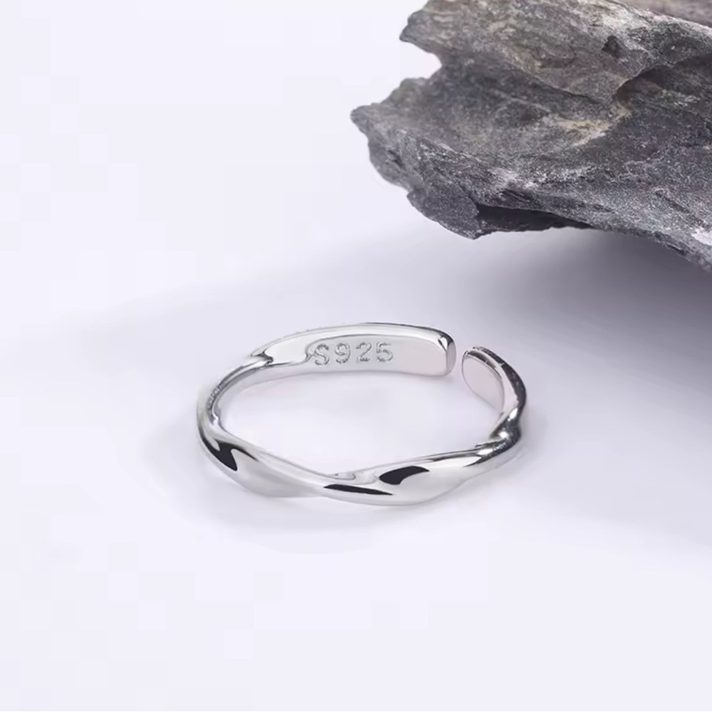 S925 Elegant Silver Twist Ring